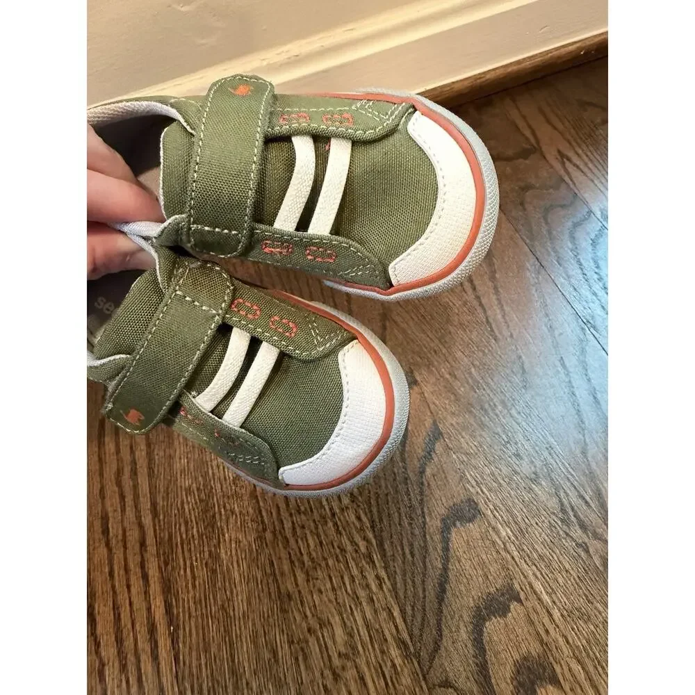 See Kai Run Alex Olive Green Sneaker Little Kids Sz 5c NEW